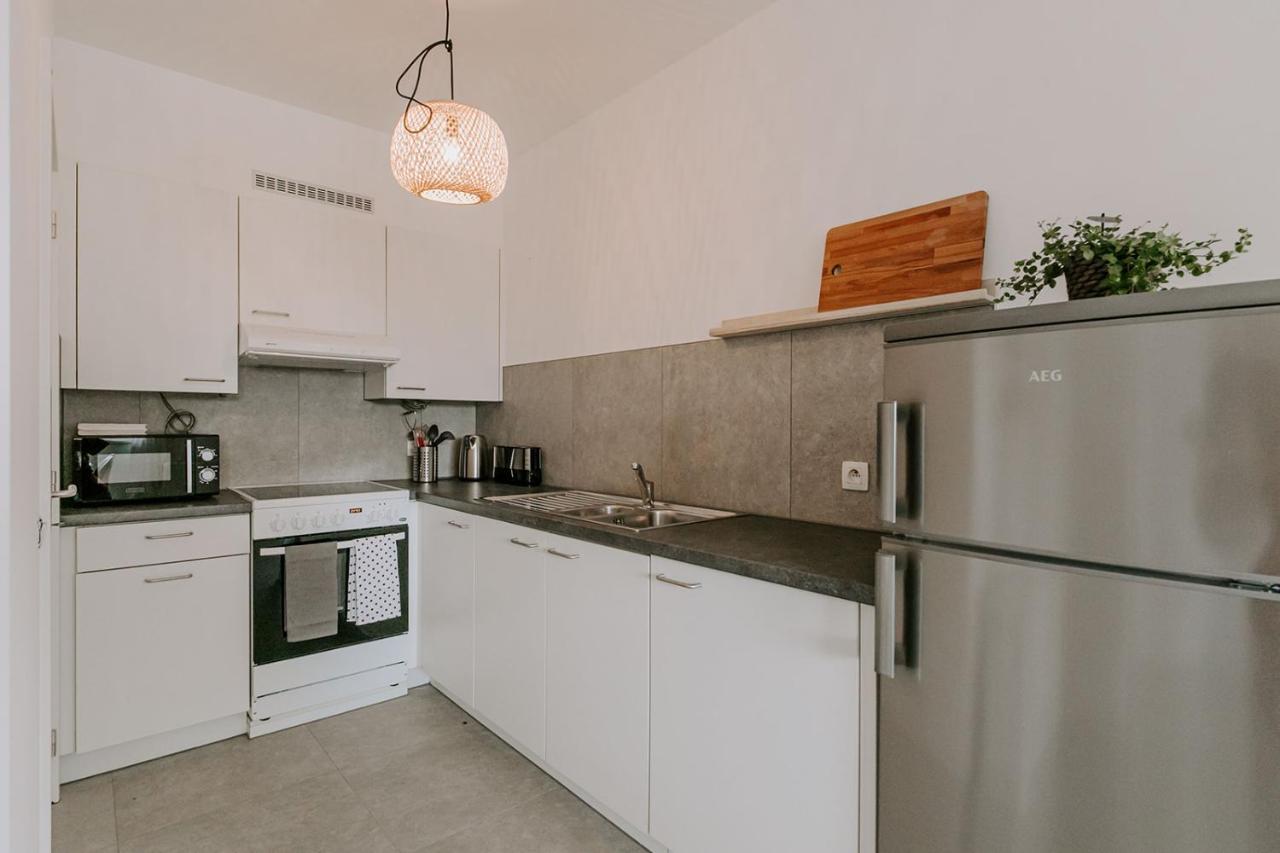 Zuiders Appartement Op 150M Van Duinen En Strand Бреден Экстерьер фото